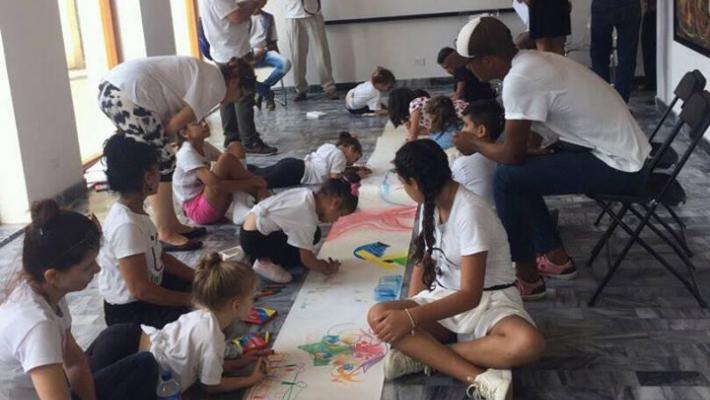Actividad con niños-La Farmacia-Maxima Estudio-Taller