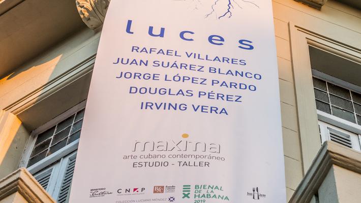 Luces, primera exposición de Máxima. Luces, primera exposición de Máxima.