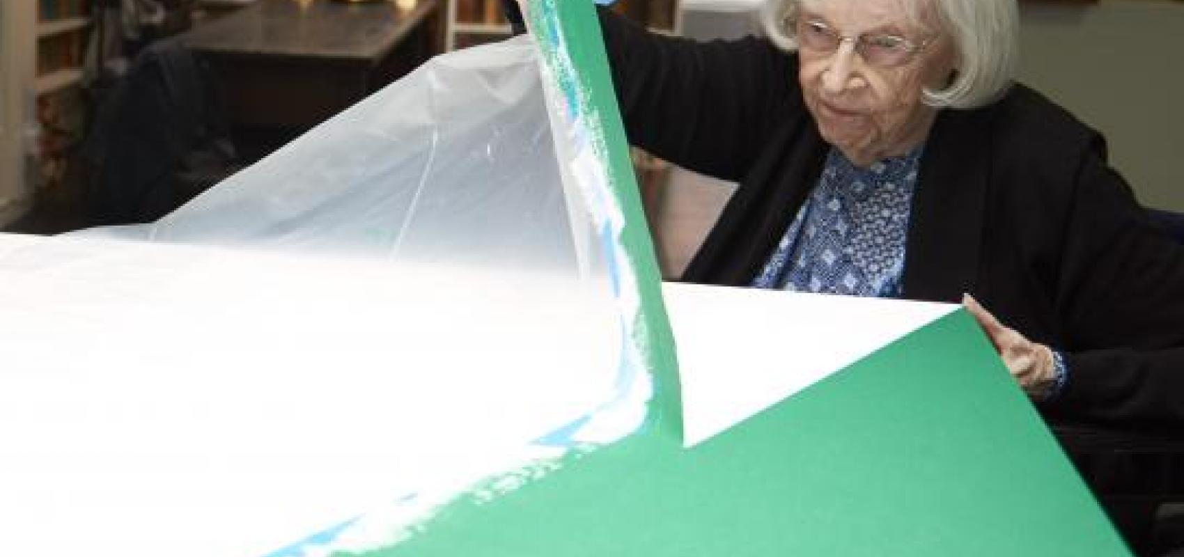 Carmen herrera_la vanguardia_artes visuales_Cuba_estudio